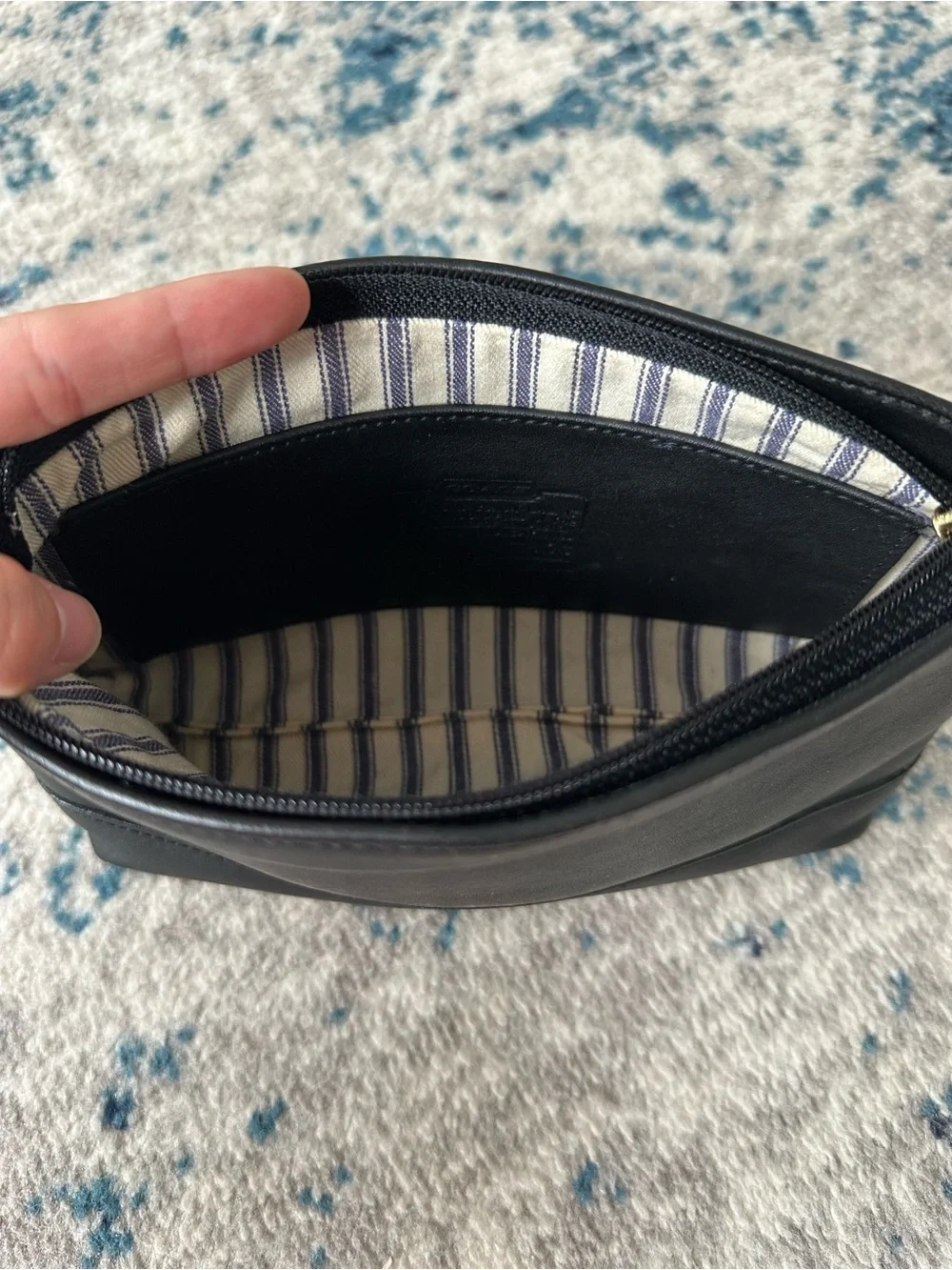 Vintage 90's Coach Black Glove Tanned Leather Cosmetic Case Large 7172